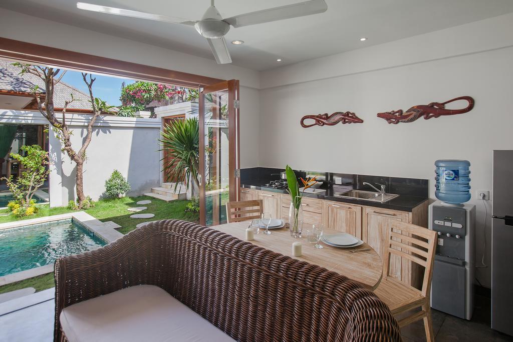Two Lizards Beach Villas Sanur  Exterior photo