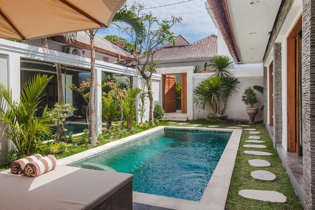 Two Lizards Beach Villas Sanur  Exterior photo