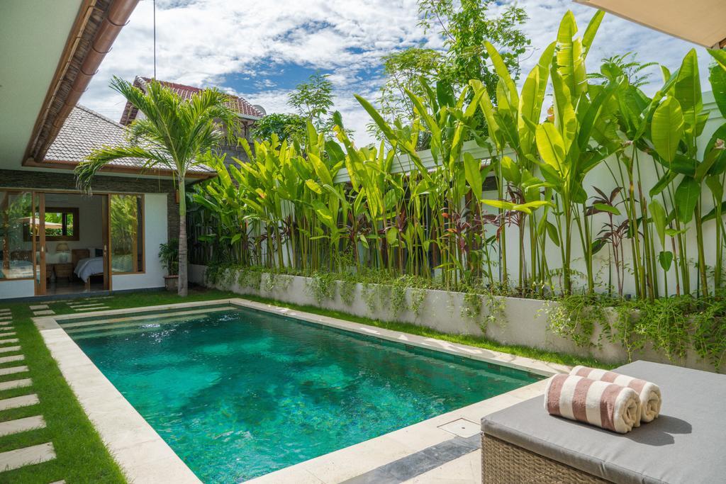 Two Lizards Beach Villas Sanur  Exterior photo
